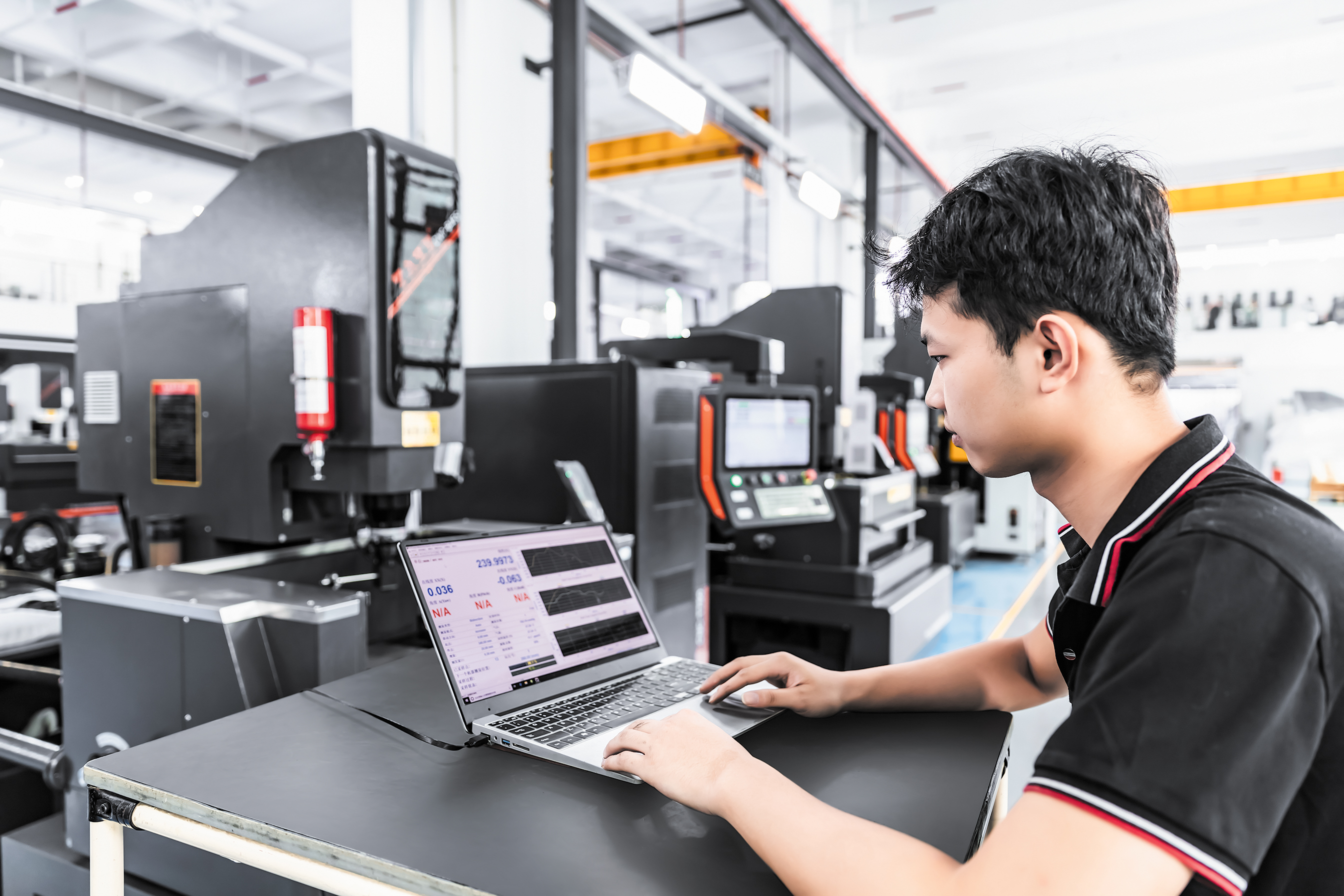 保养到位，精度不褪！今一火花机养护指南