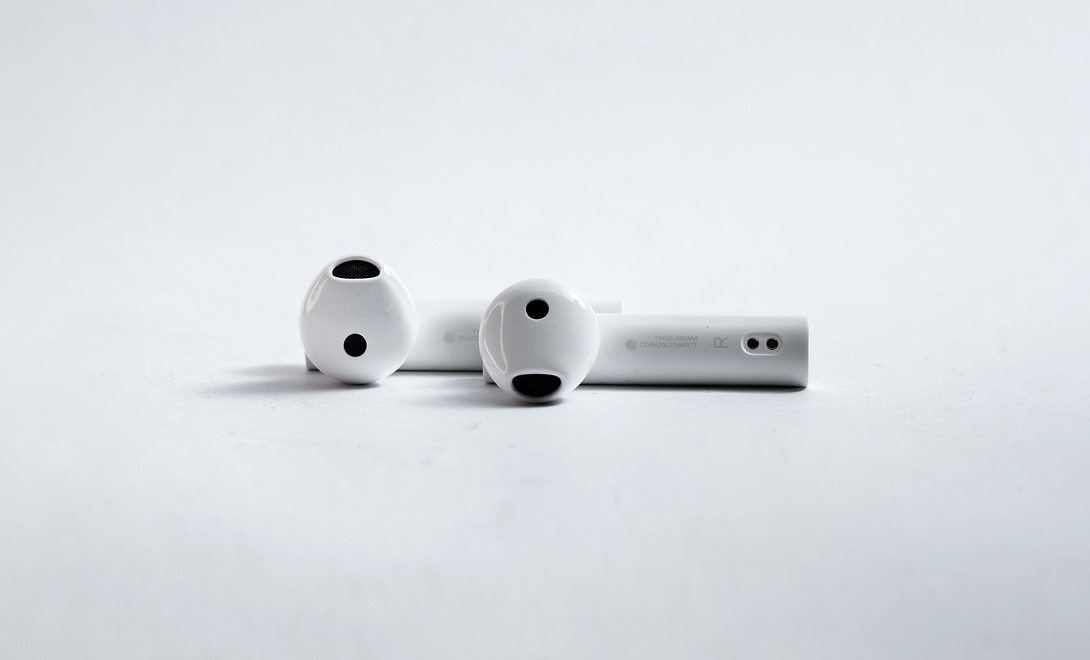 火花机：精密制造中不可或缺的关键角色