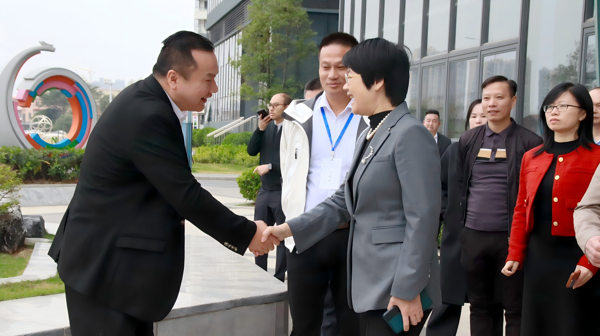普宁市副市长王粉娟一行莅临广东台正集团参观调研